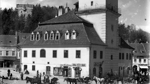 Birjarii, reuniţi în sindicatul “Fulger”, au protestat faţă de introducerea primelor autobuze