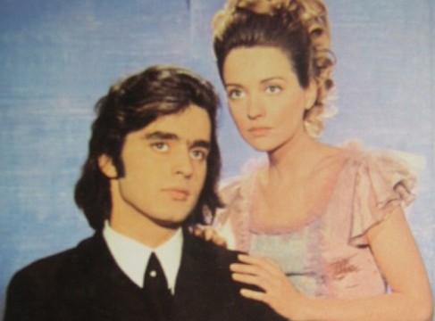 Vlad Rădescu în rolul lui Ciprian Porumbescu, alături de Tamara Crețulescu (c